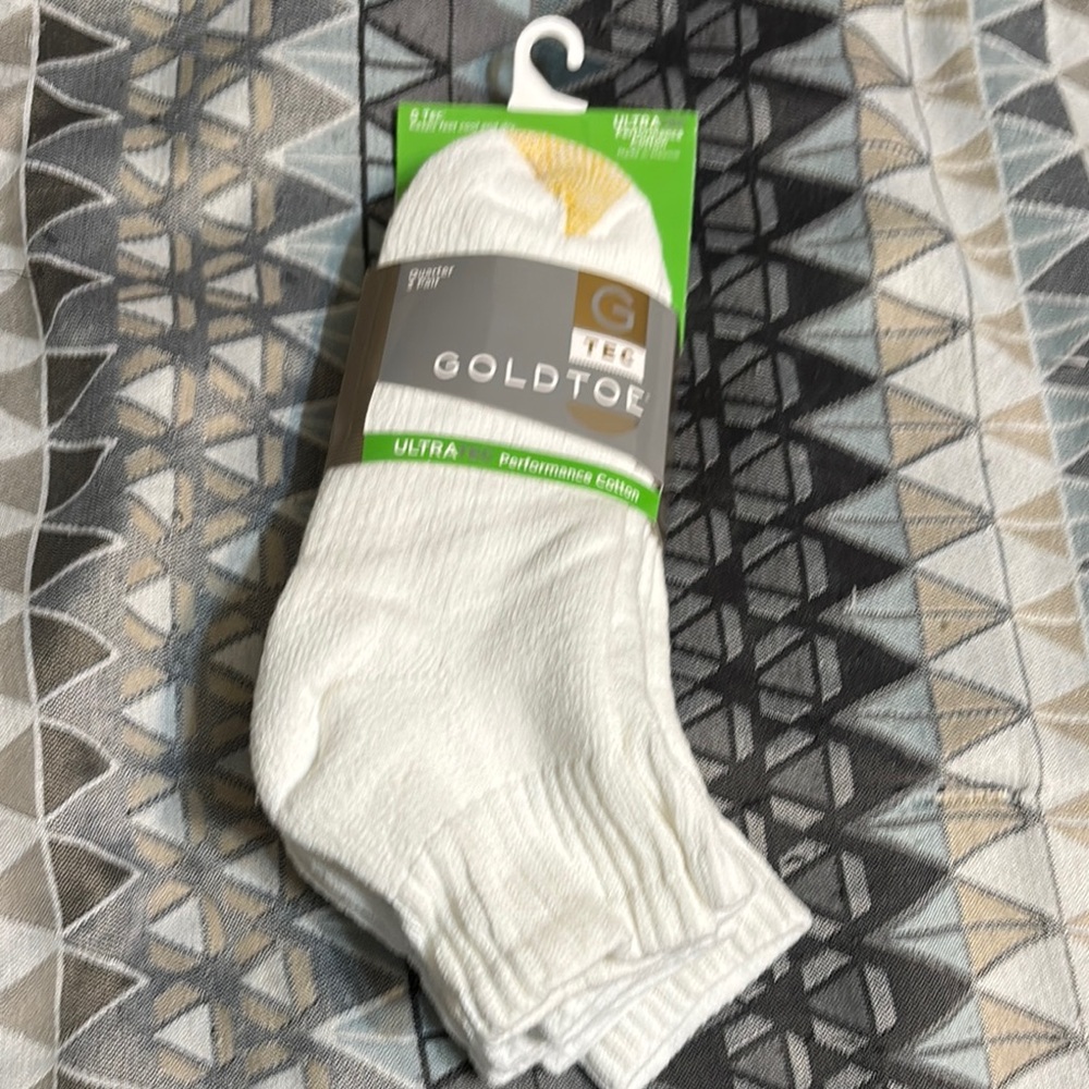 Gold Toe Men's White Socks